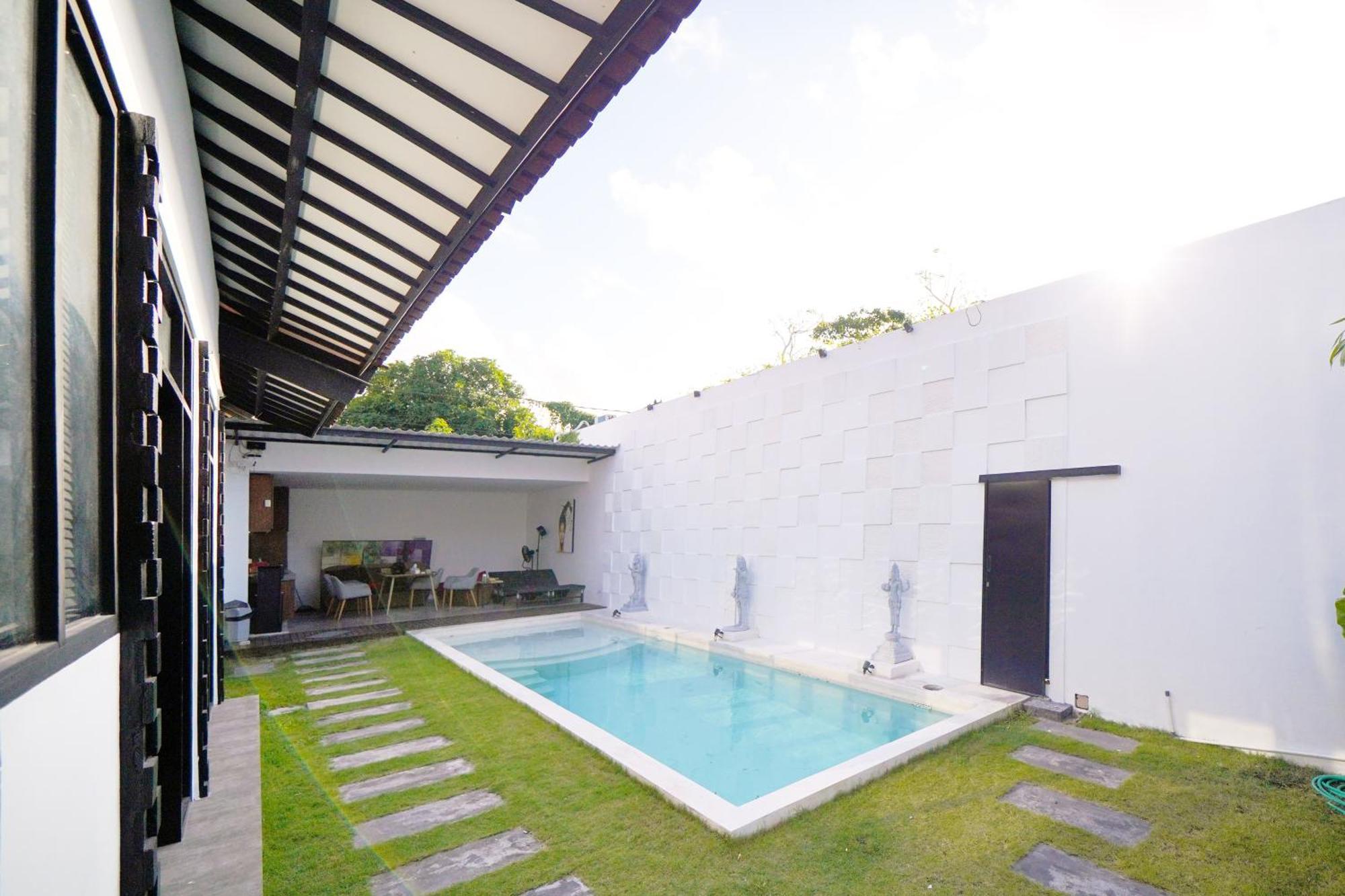 Eldborg Villas Seminyak Exterior photo